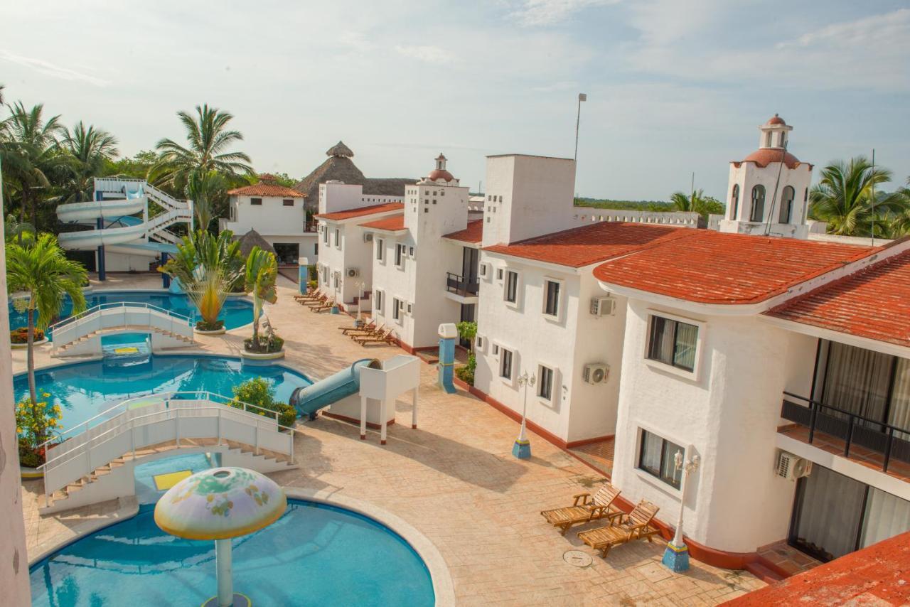 Hotel Villa Azul Barra de Navidad Exterior photo