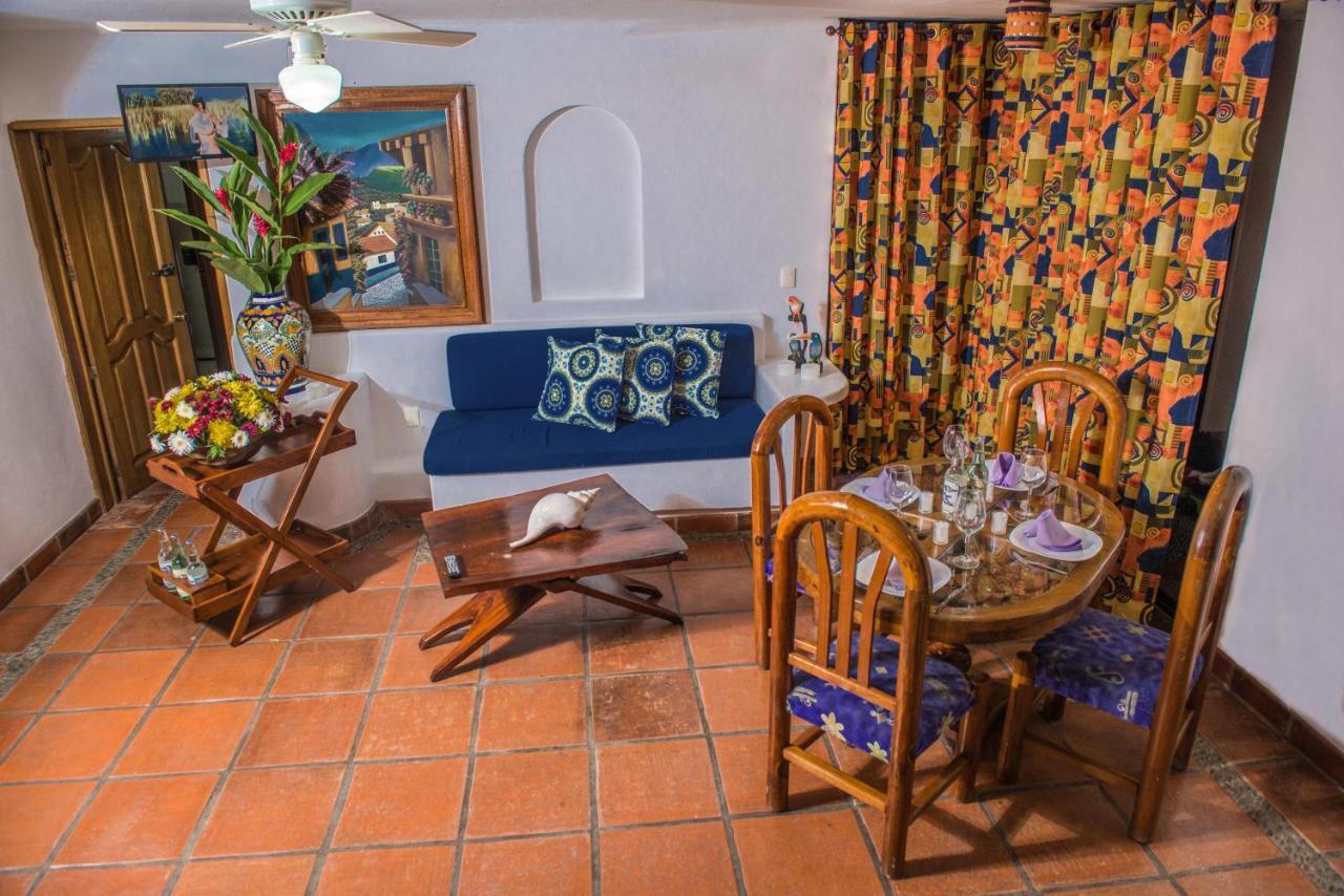 Hotel Villa Azul Barra de Navidad Exterior photo